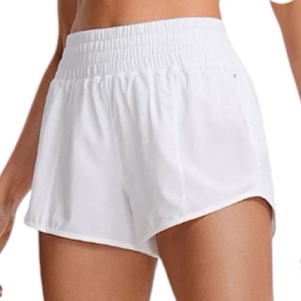 CRZ YOGA White Athletic Shorts High-Waisted Relaxed Fit
